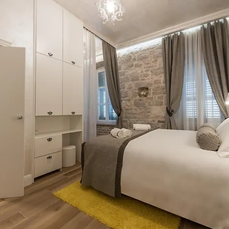 Palace - Design